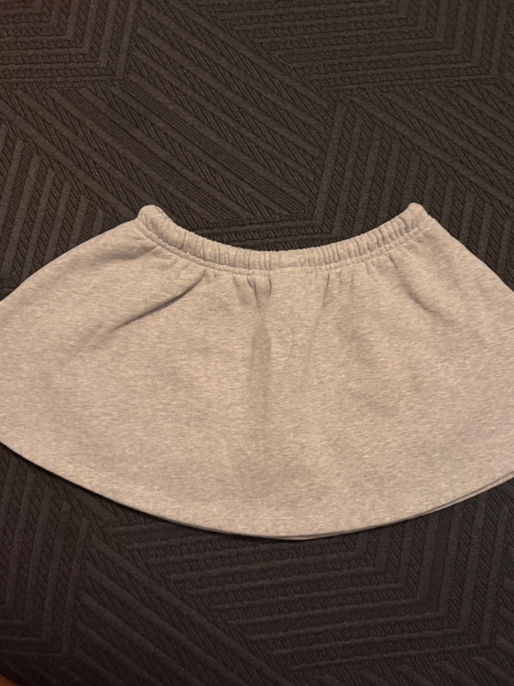 Aritzia Mega flutter skirt in heather chrome - Picture 7 of 7